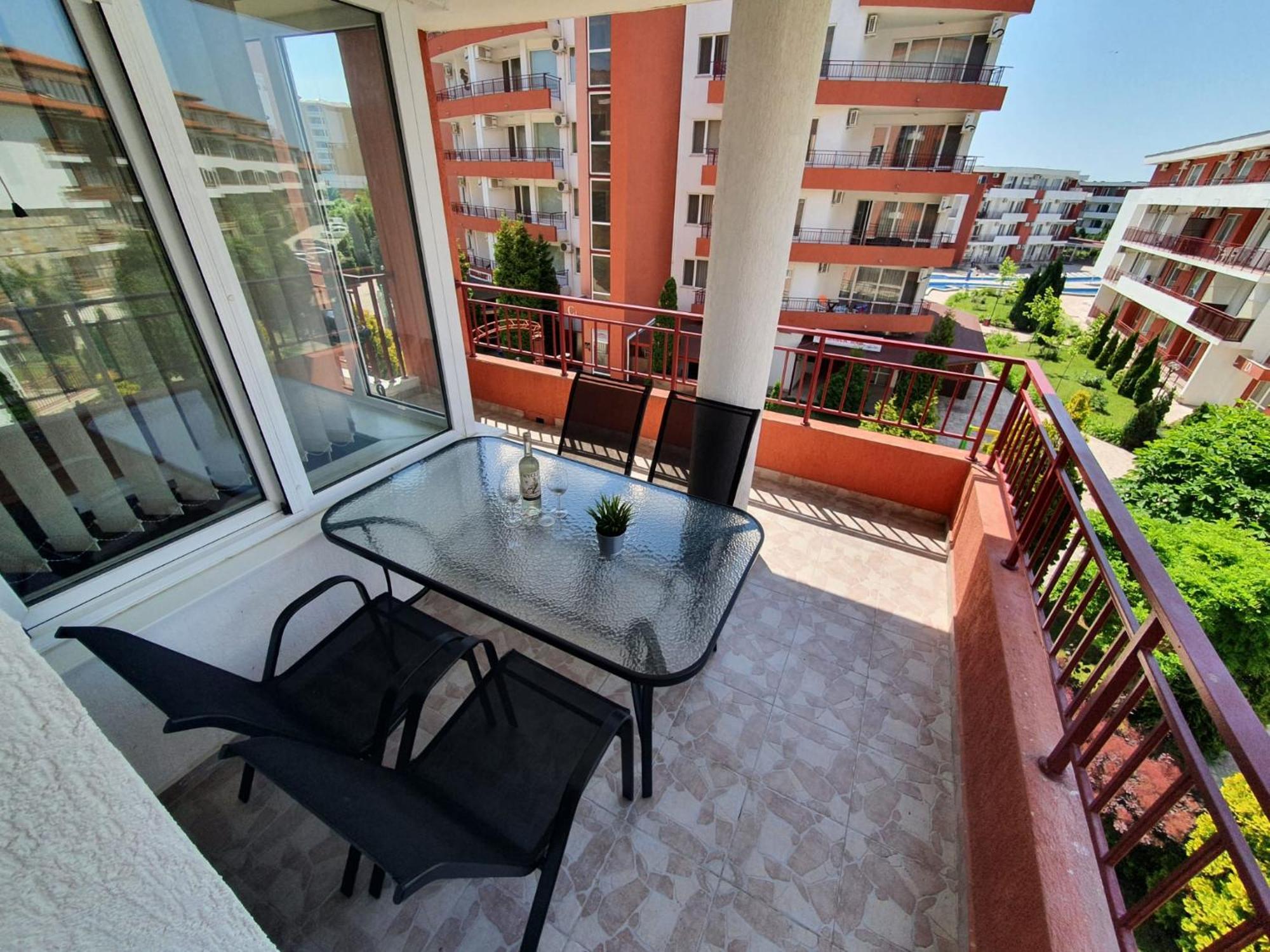 Apartman Ttt Burgas ภายนอก รูปภาพ