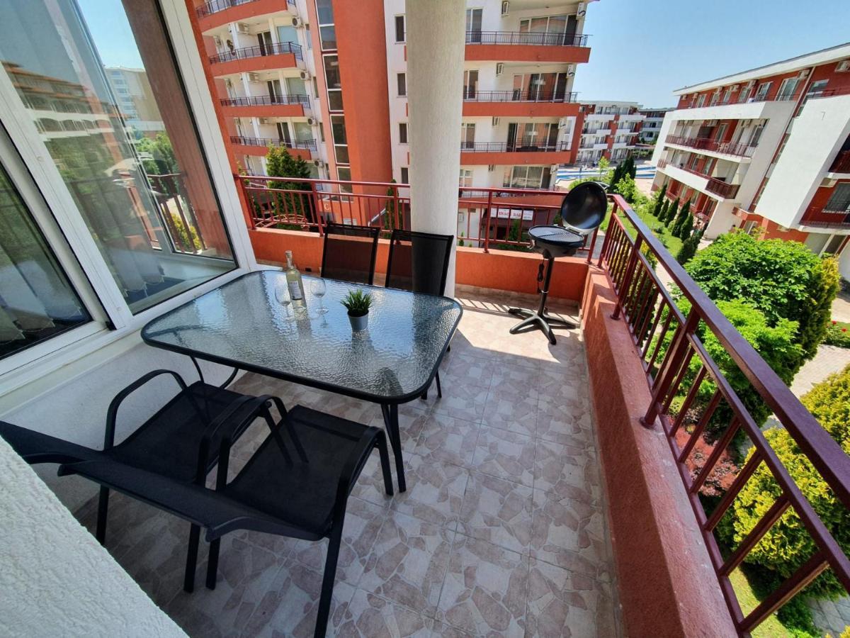 Apartman Ttt Burgas ภายนอก รูปภาพ