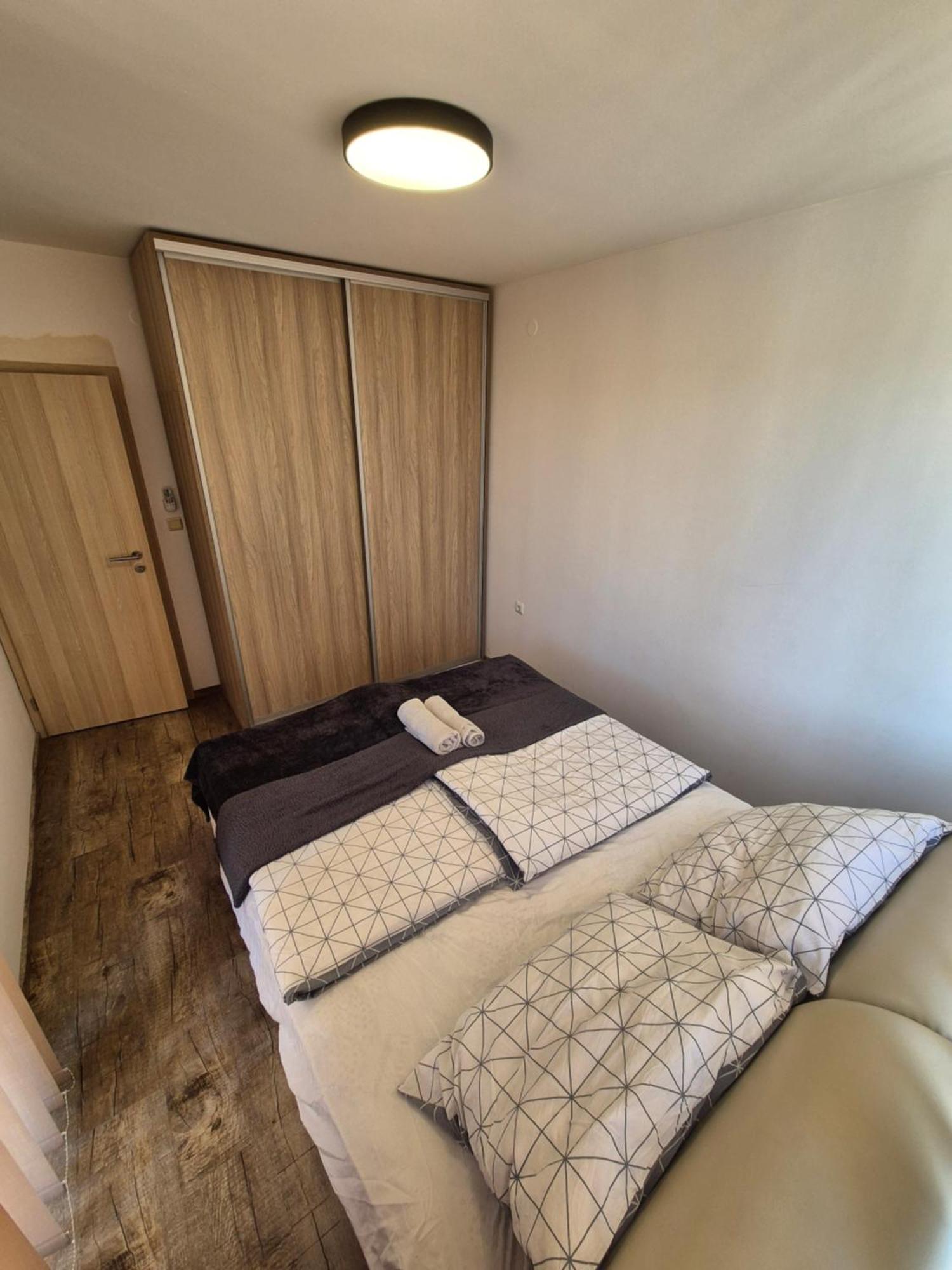 Apartman Ttt Burgas ภายนอก รูปภาพ