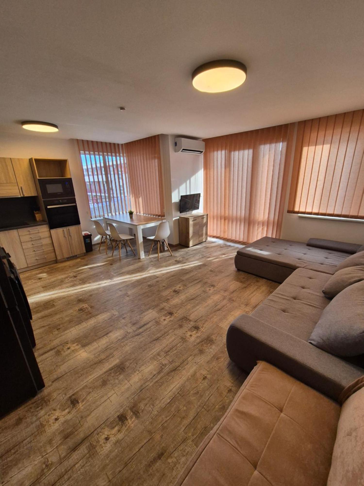 Apartman Ttt Burgas ภายนอก รูปภาพ